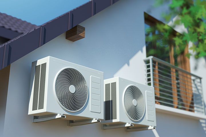 Klimaanlage außen am Haus - AMG Haustechnik Giessen